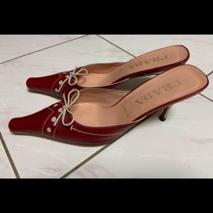 SALE**100%PRADA RED 👠 HEELS made in Italy 🇮🇹